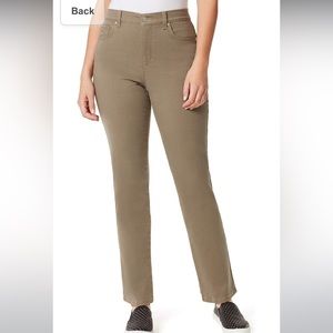 Gloria Vanderbilt Amanda Women's stretch Classic fit short length Jeans Sz12 NWT